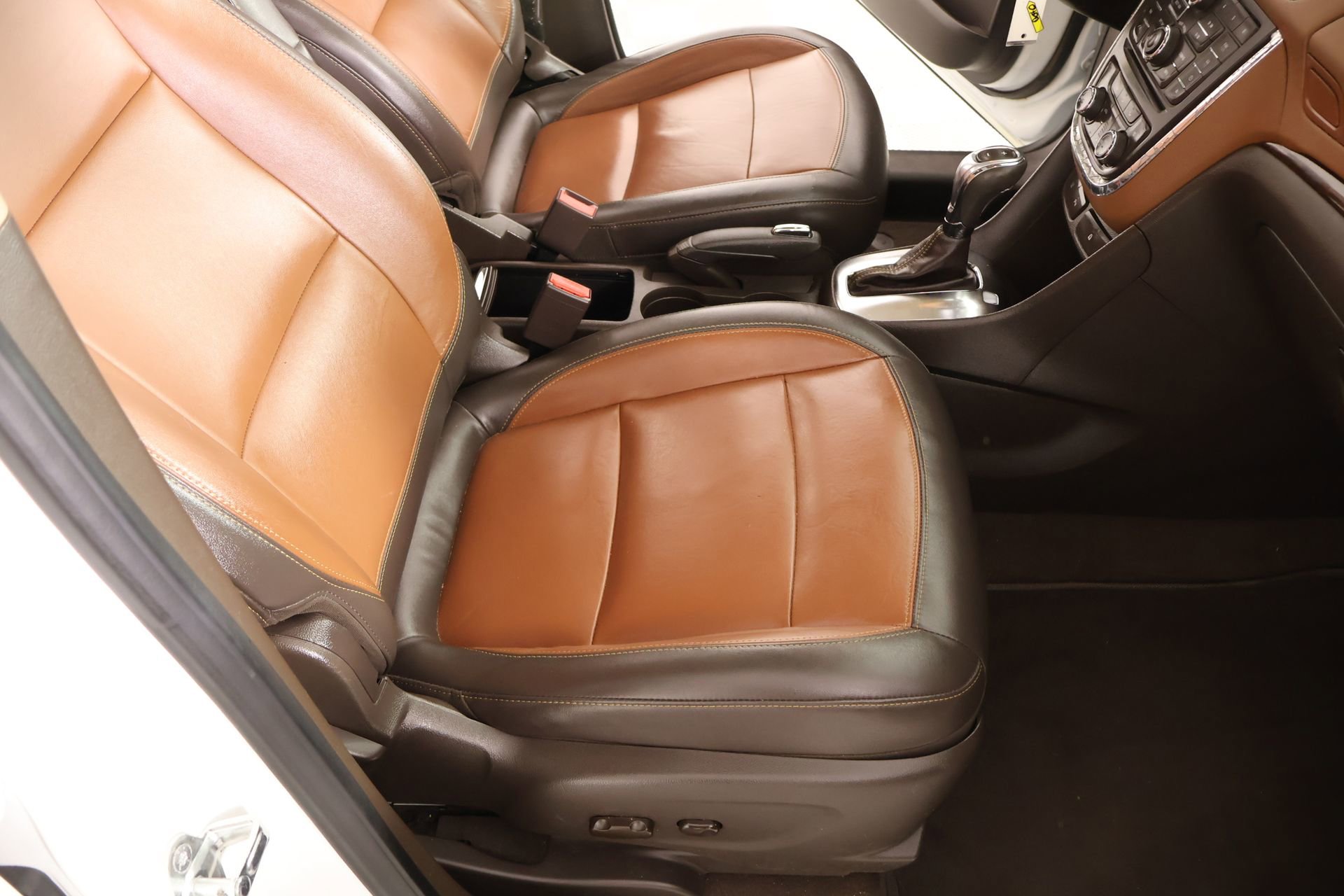 Used 2014 Buick Encore Premium AWD/4WD image 13