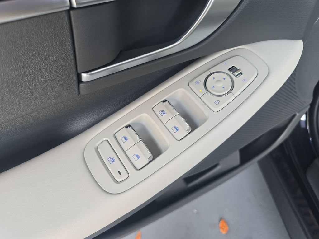 New 2026 Hyundai Sonata SE FWD image 15