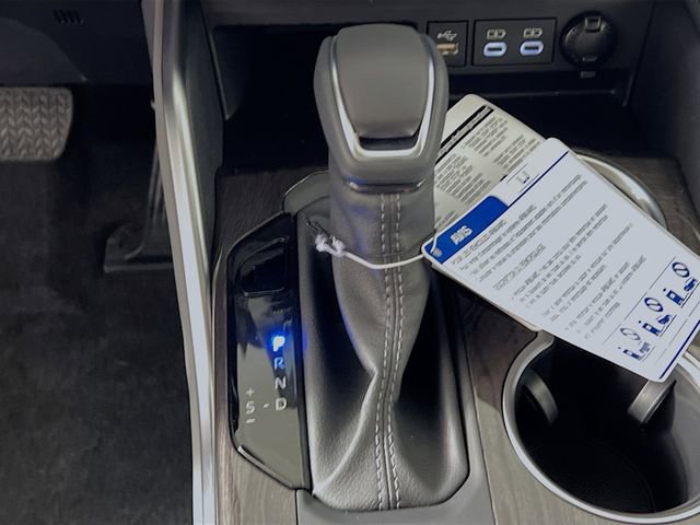 New 2026 Toyota Highlander Platinum image 21