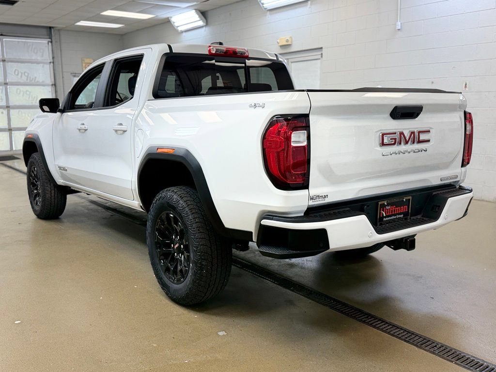 New 2026 GMC Canyon Elevation w/ Technology Package AWD/4WD image 8
