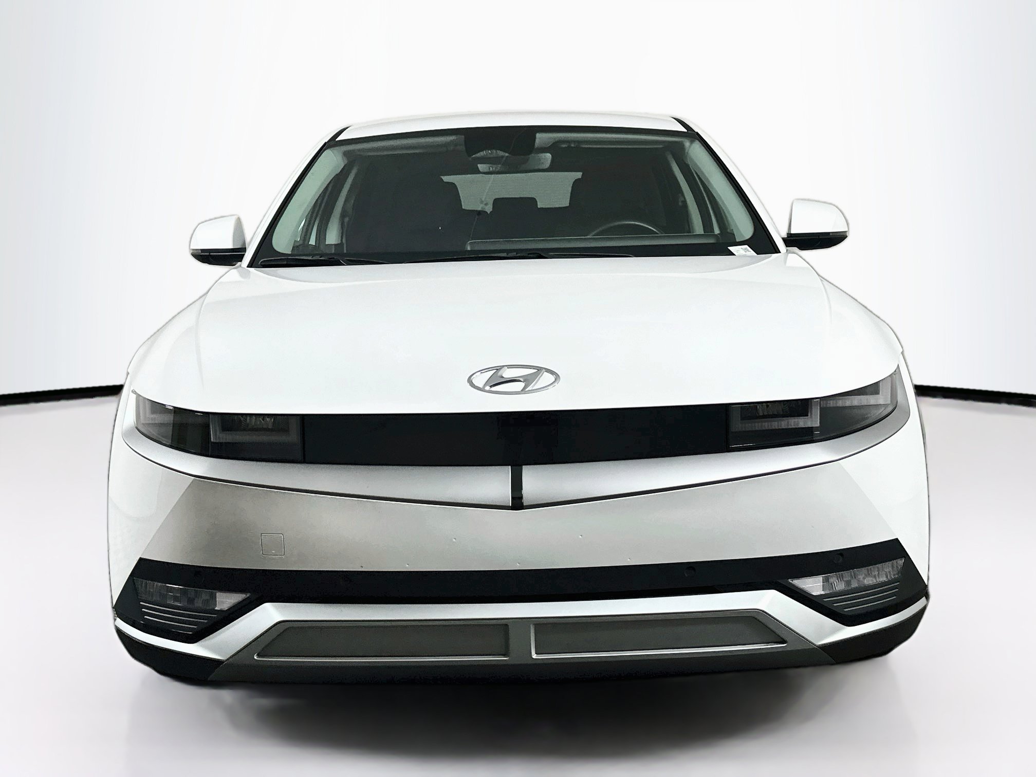 Used 2024 Hyundai Ioniq 5 SEL RWD image 2