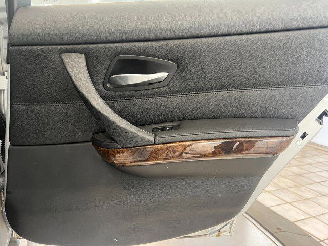 Used 2008 BMW 328xi Sedan image 38