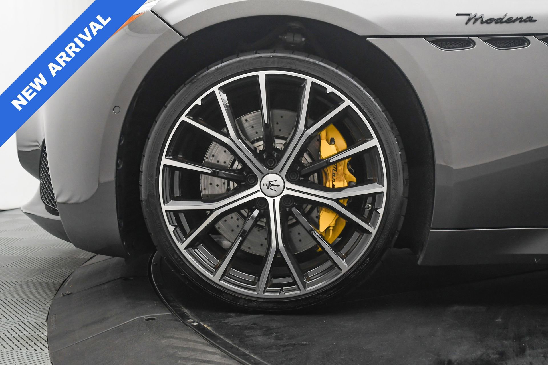 Used 2024 Maserati GranTurismo Modena image 31