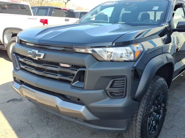 Used 2023 Chevrolet Colorado Trail Boss w/ Advanced Trailering Package image 7