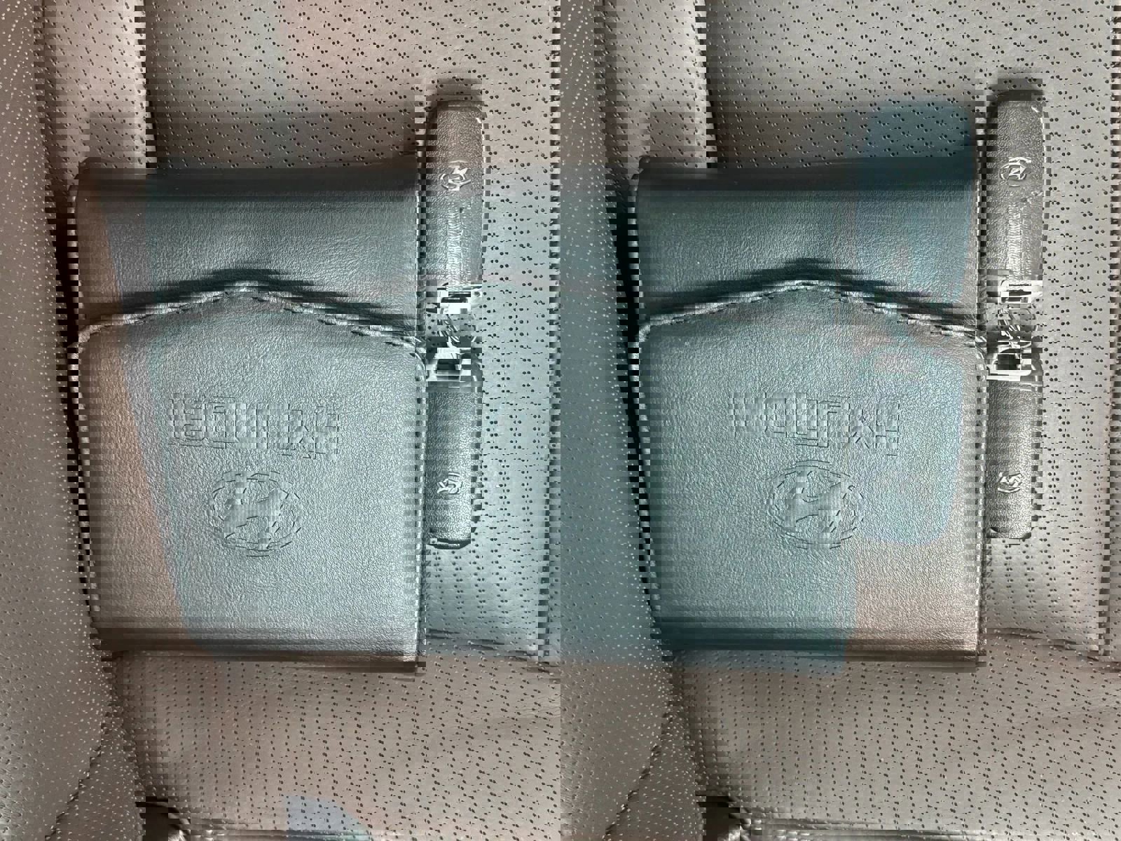 Used 2012 Hyundai Genesis 4.6 image 25