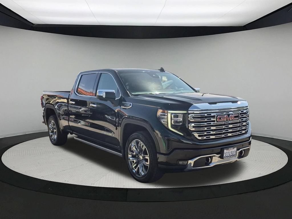 Used 2023 GMC Sierra 1500 Denali w/ Denali Reserve Package AWD/4WD image 7
