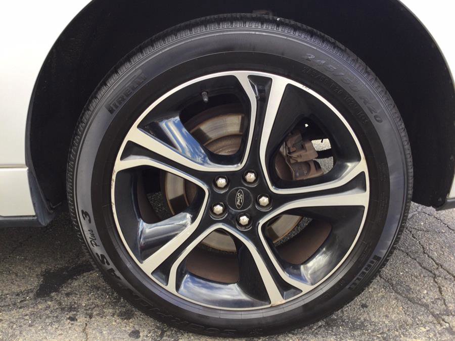 Used 2019 Ford Edge ST w/ Cold Weather Package image 28