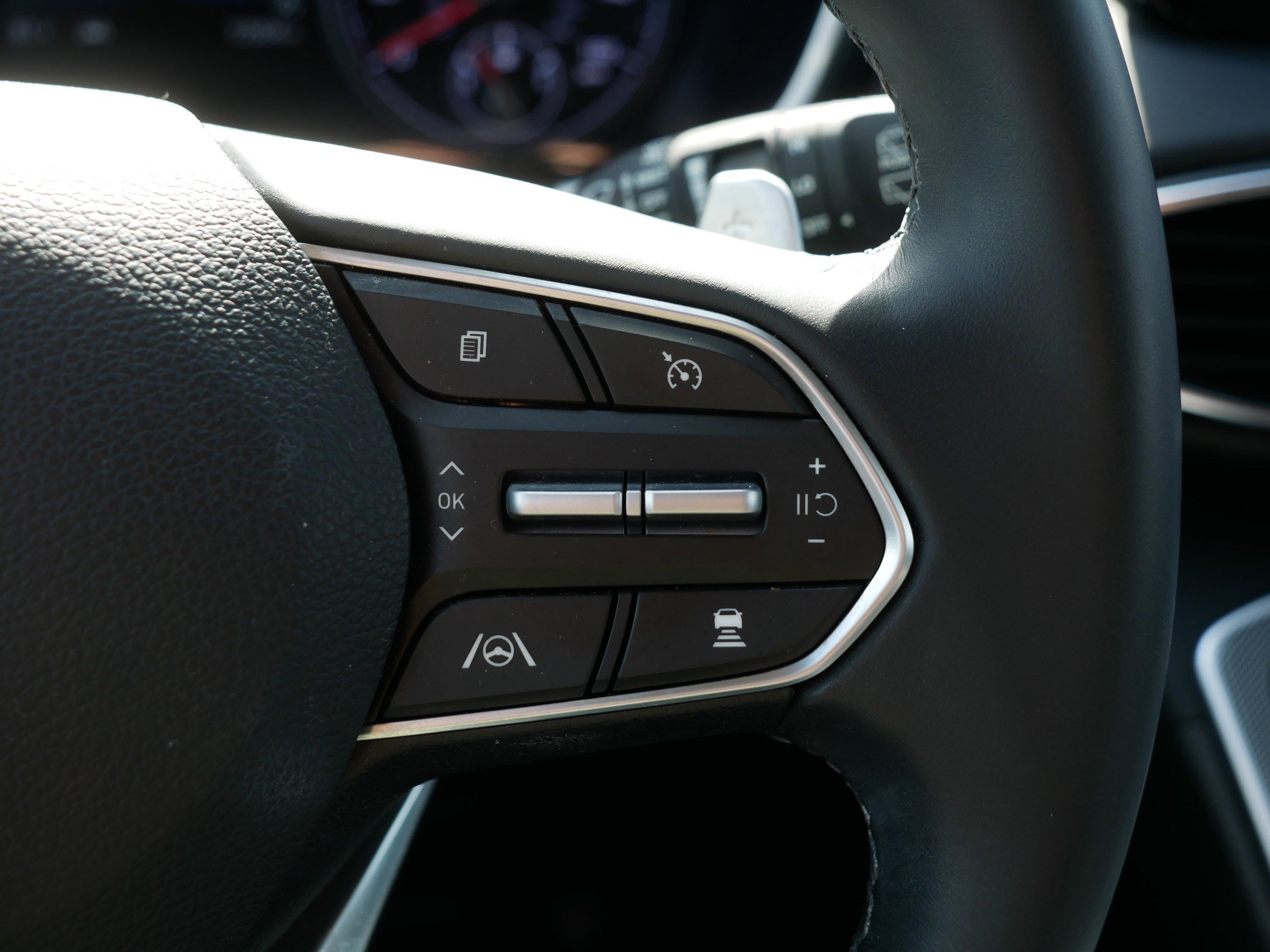 Used 2023 Hyundai Santa Fe SEL w/ Cargo Package image 30