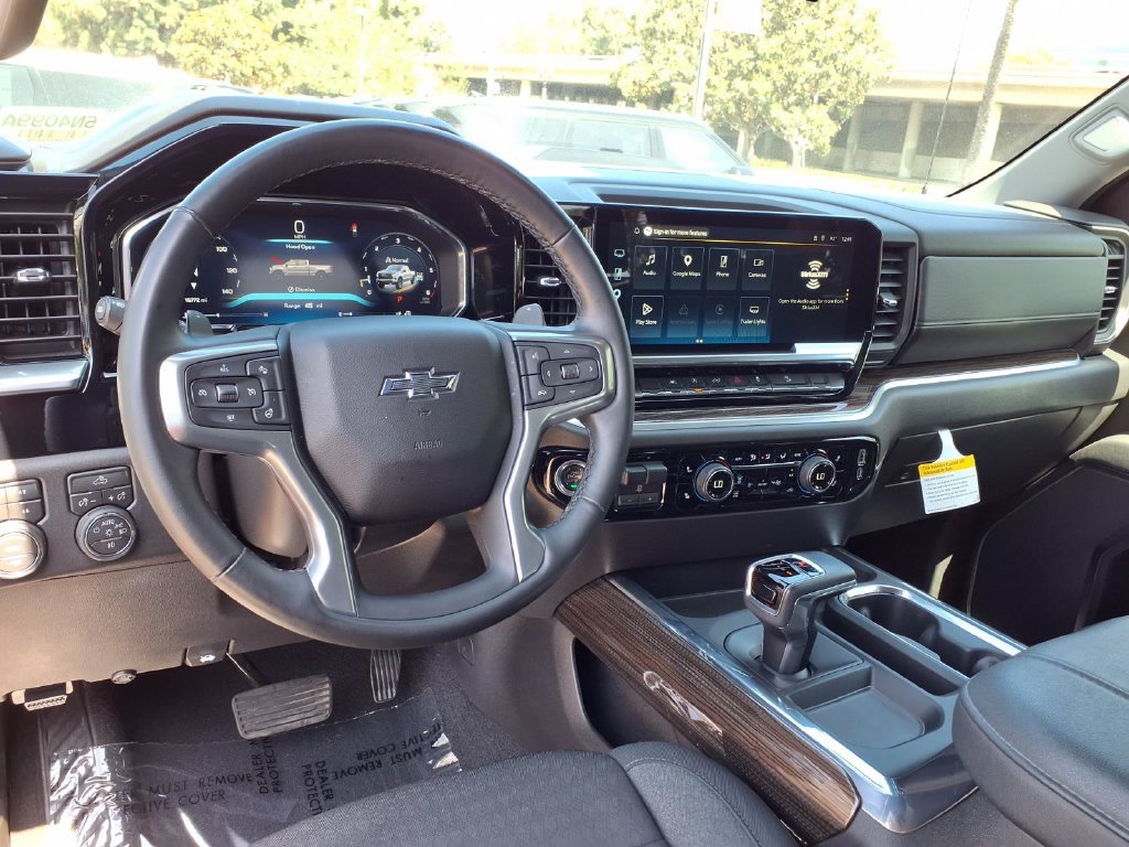 Used 2026 Chevrolet Silverado 1500 LT Trail Boss w/ Protection Package AWD/4WD image 11
