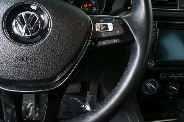 Used 2016 Volkswagen Jetta SEL image 11