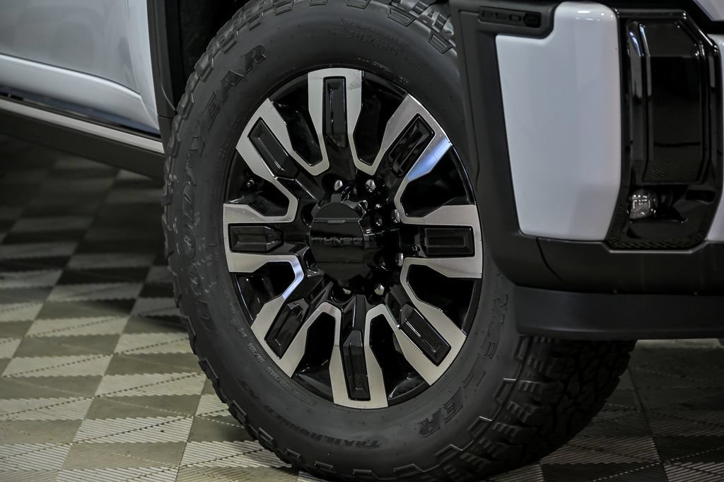New 2026 GMC Sierra 2500 Denali Ultimate w/ Max Trailering Package AWD/4WD video 3