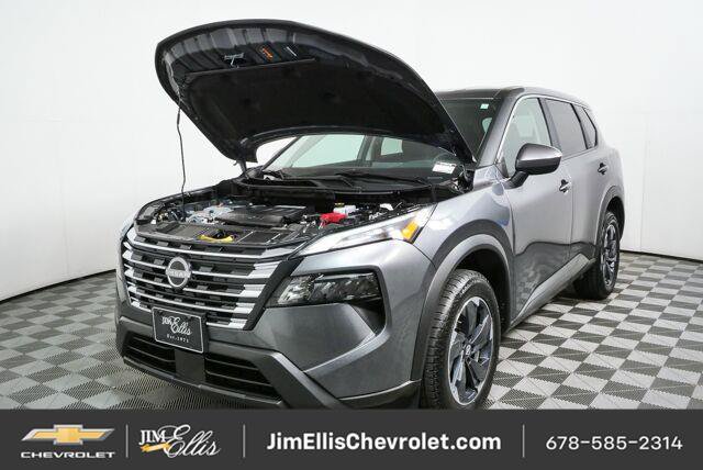 Used 2025 Nissan Rogue SV AWD/4WD image 30