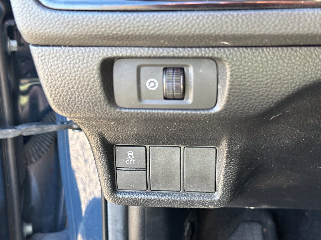 Used 2025 Honda Civic LX image 16