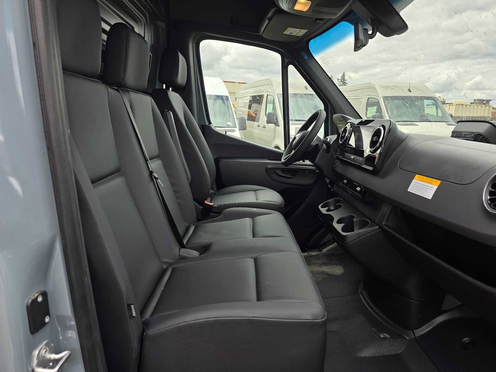 Used 2026 Mercedes-Benz Sprinter 2500 image 11