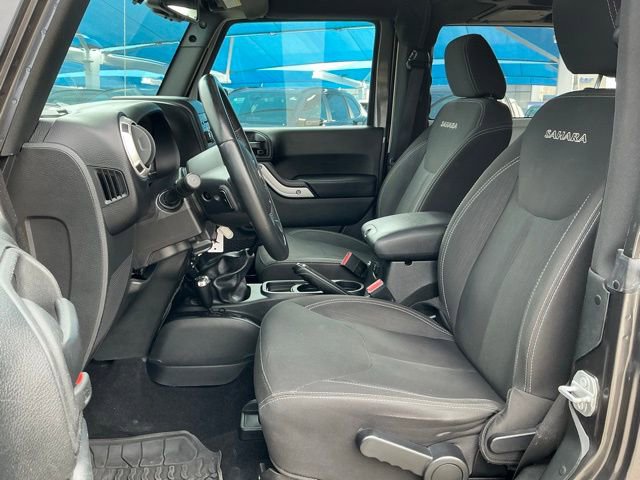 Used 2017 Jeep Wrangler Sahara w/ Connectivity Group image 10