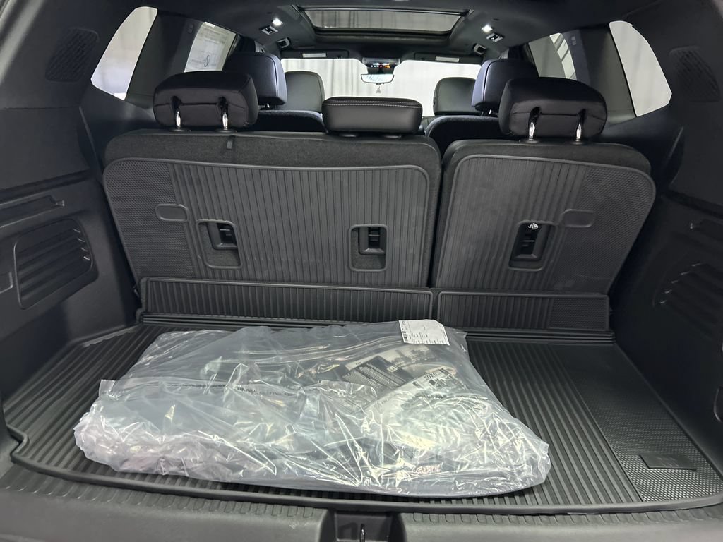New 2026 Buick Enclave Sport Touring w/ Power Package AWD/4WD image 24