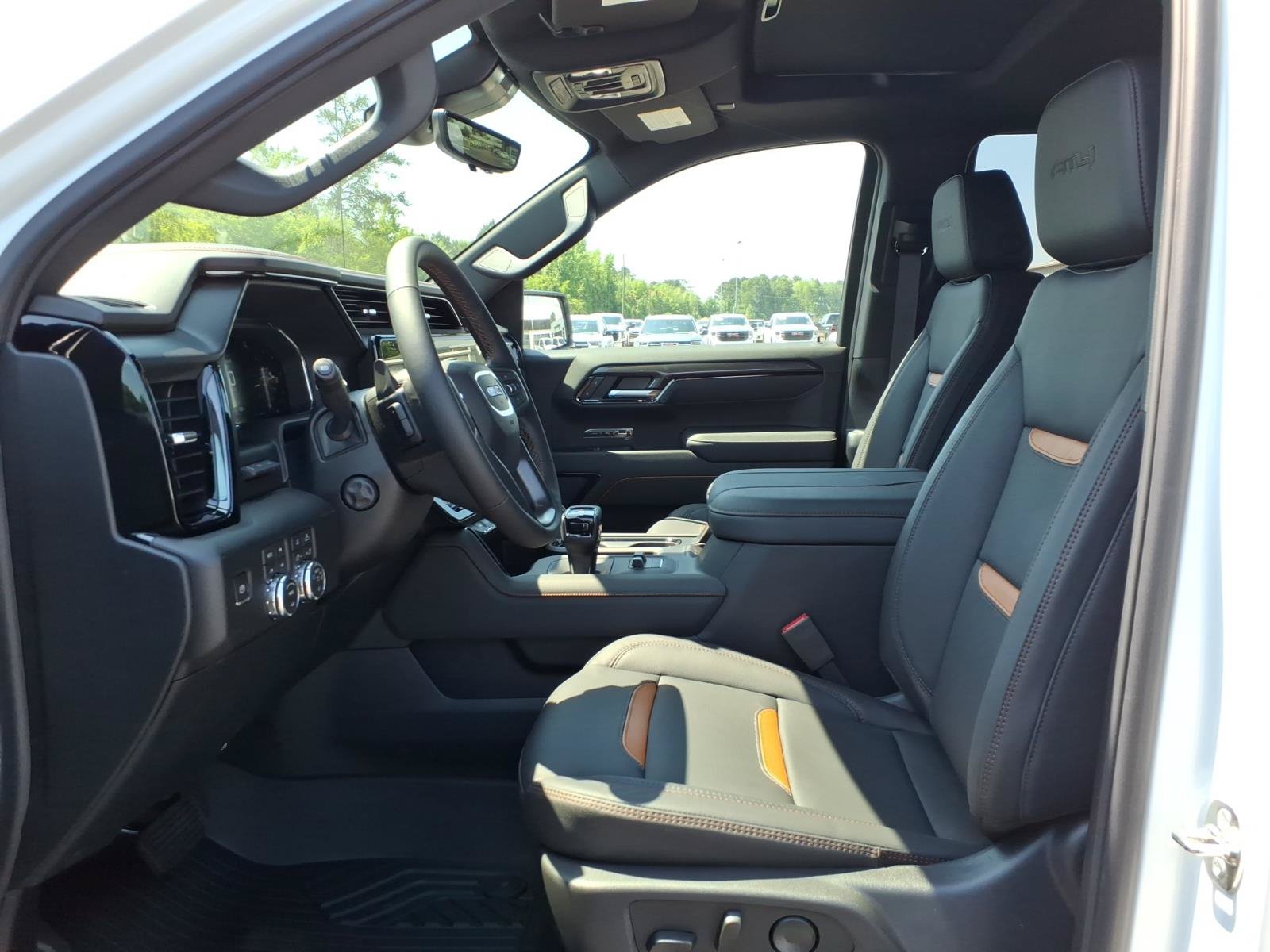 New 2026 GMC Sierra 1500 AT4 w/ AT4 Premium Package AWD/4WD image 18
