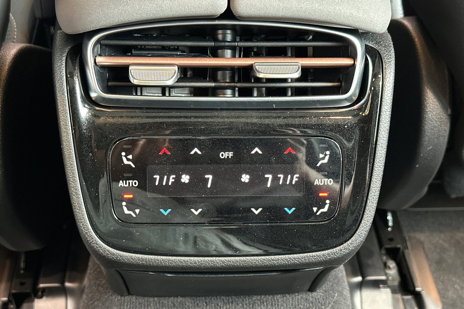 Certified 2025 Mercedes-Benz EQS 450+ 4MATIC Sedan image 16