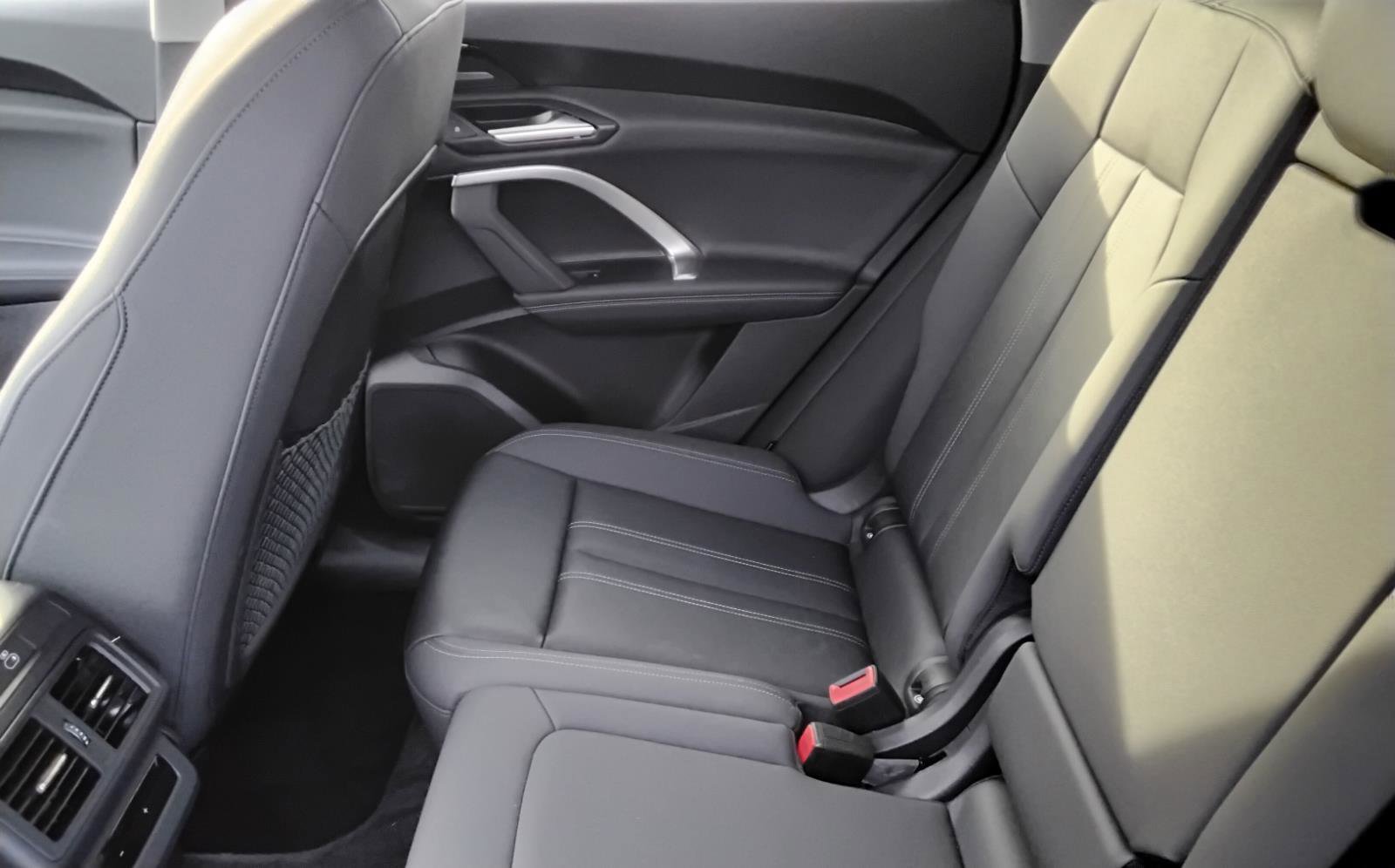 Certified 2025 Audi Q5 Premium Plus w/ Premium Plus image 21