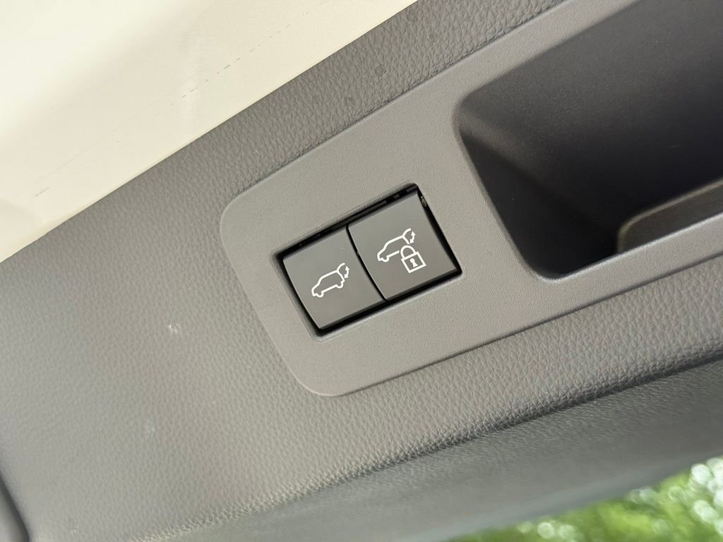 Certified 2026 Lexus LX 700h Luxury AWD/4WD image 18