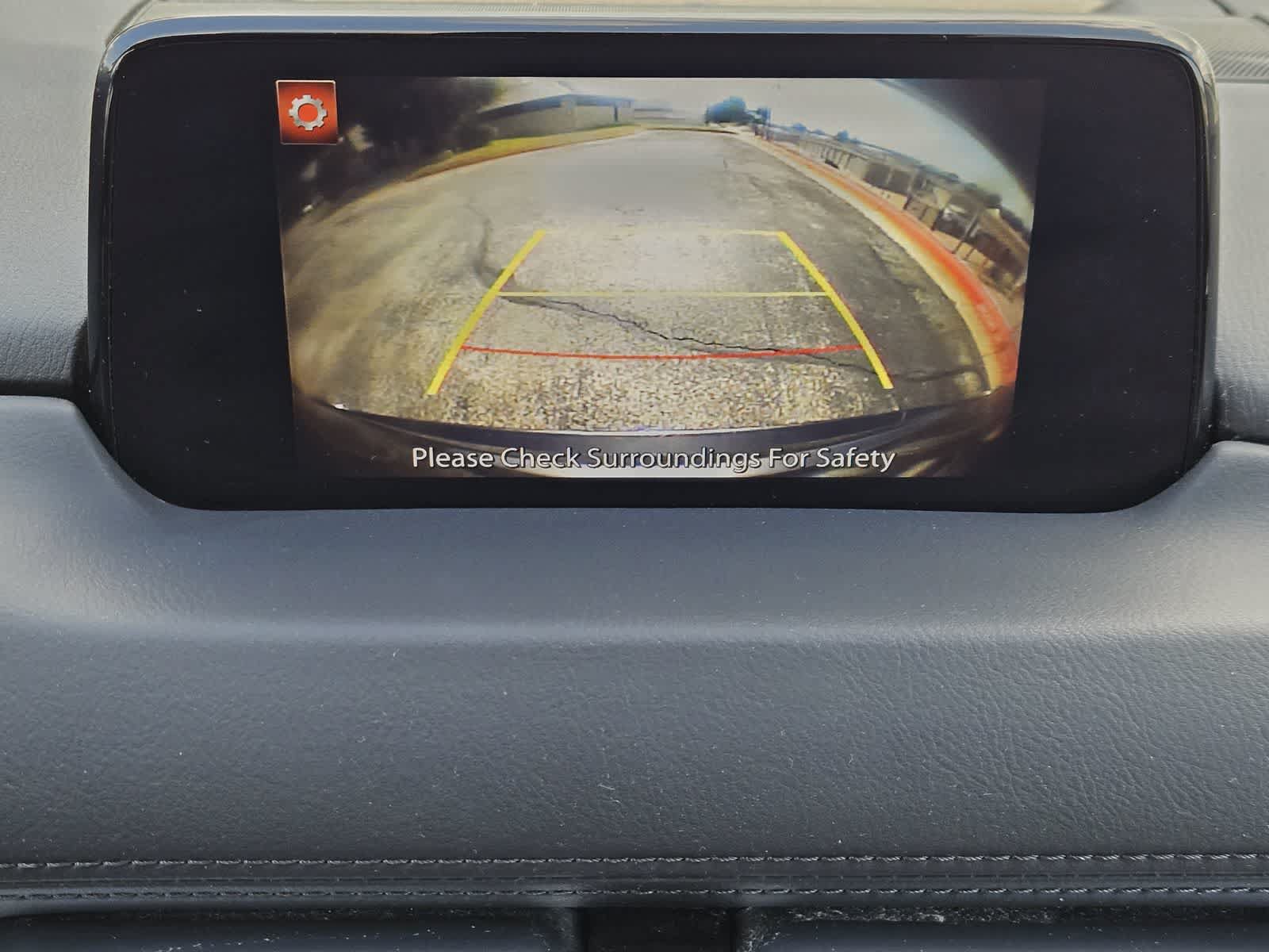 Used 2018 MAZDA CX-5 Touring w/ Preferred Equipment Package FWD image 16