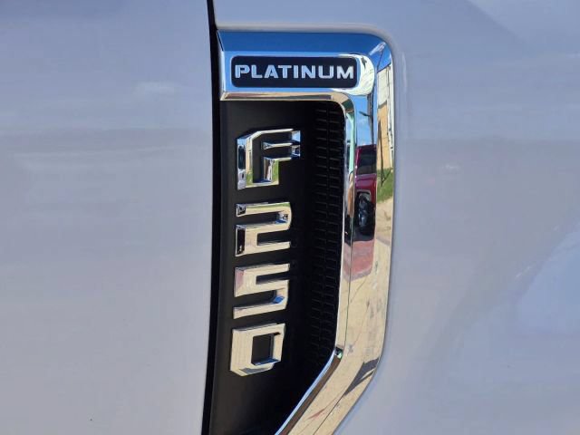 Used 2019 Ford F250 Platinum w/ Platinum Ultimate Package AWD/4WD image 35