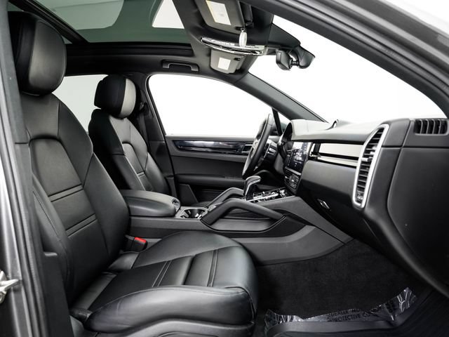 Certified 2021 Porsche Cayenne S AWD/4WD image 26