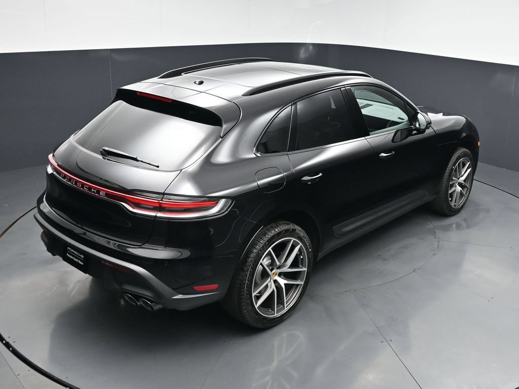 New 2026 Porsche Macan AWD/4WD image 18