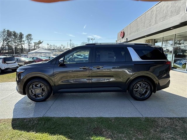 New 2026 Kia Carnival EX image 3