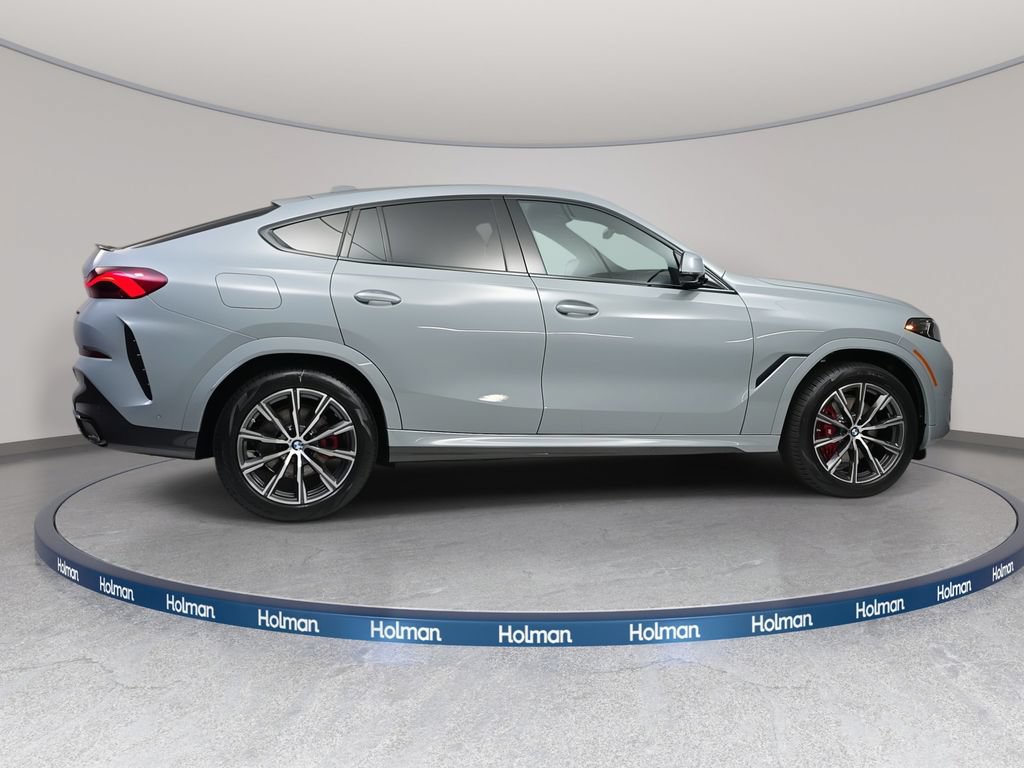 Used 2026 BMW X6 xDrive40i AWD/4WD image 6