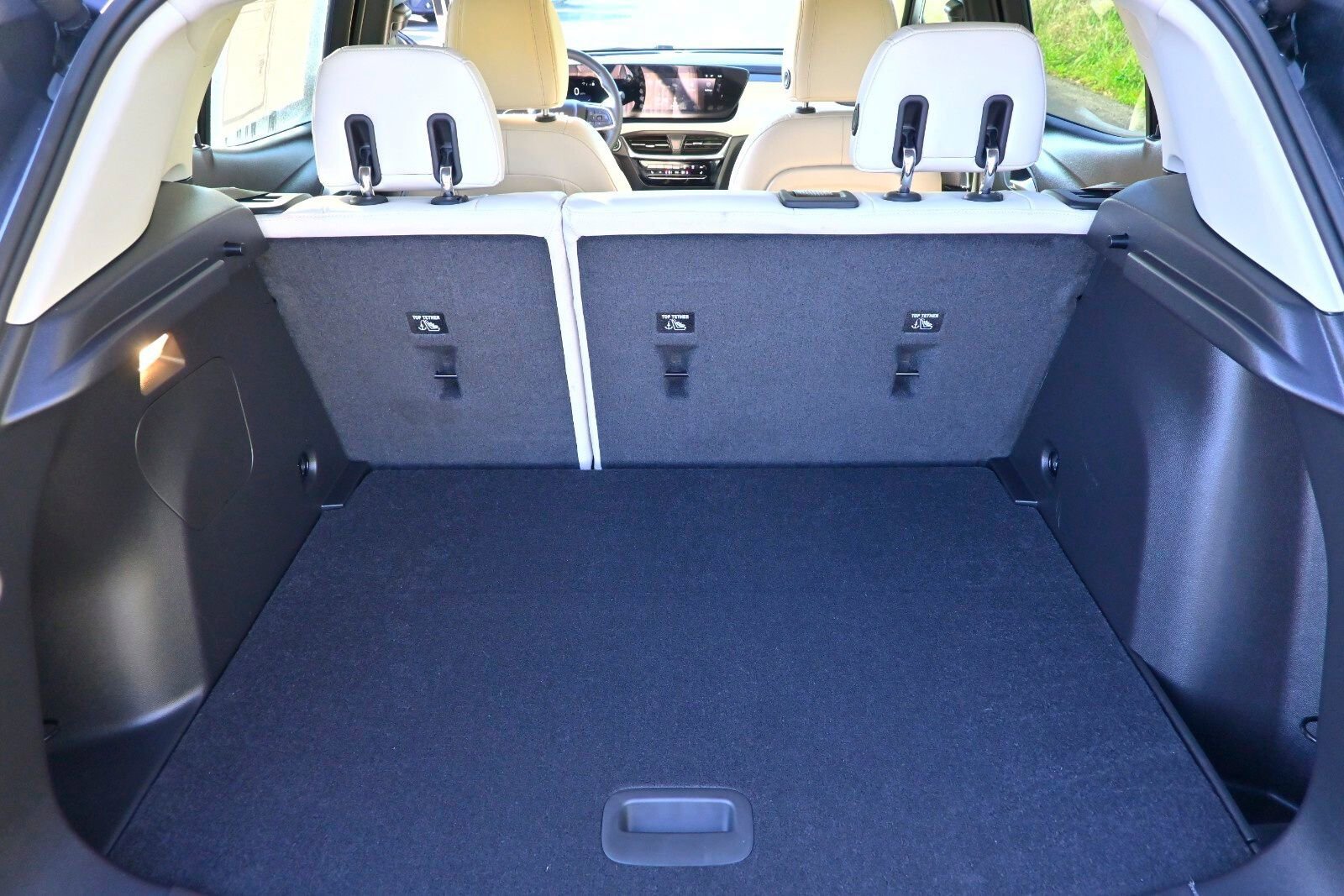 Certified 2024 Buick Encore GX Avenir w/ Avenir Technology Package image 23