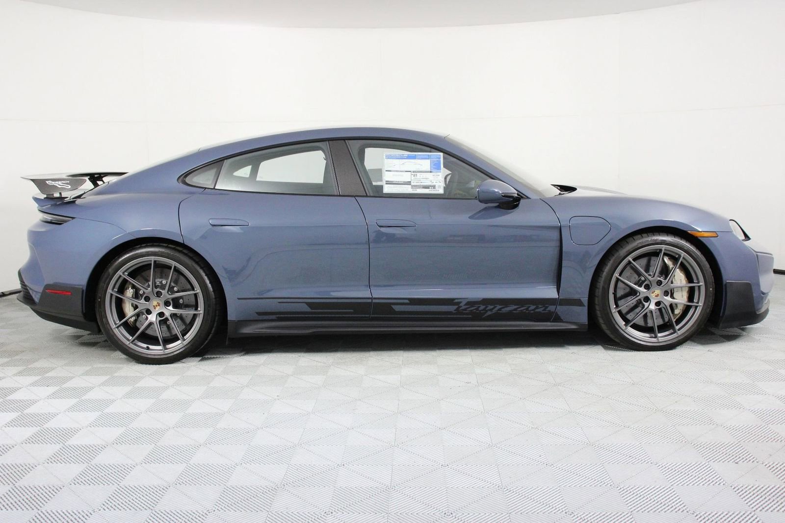 Used 2025 Porsche Taycan Turbo GT image 8