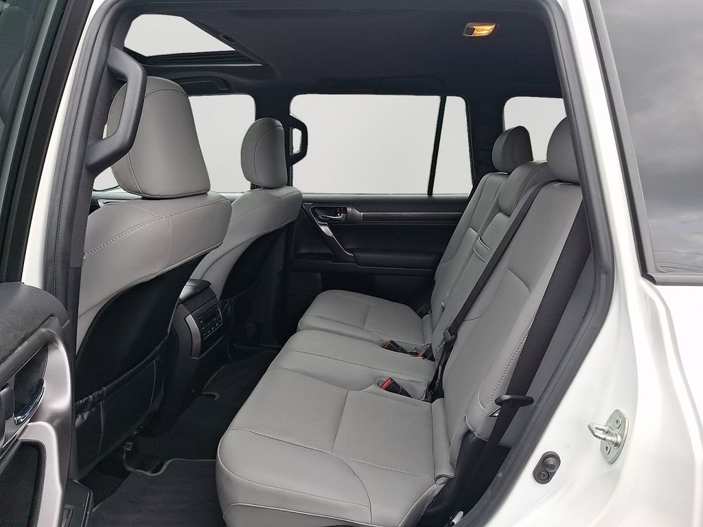 Certified 2023 Lexus GX 460 w/ Black Line Special Edition AWD/4WD image 8