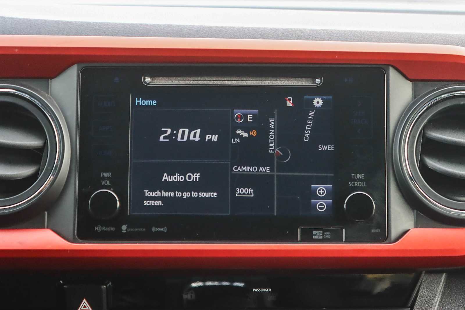 Used 2017 Toyota Tacoma TRD Sport image 13