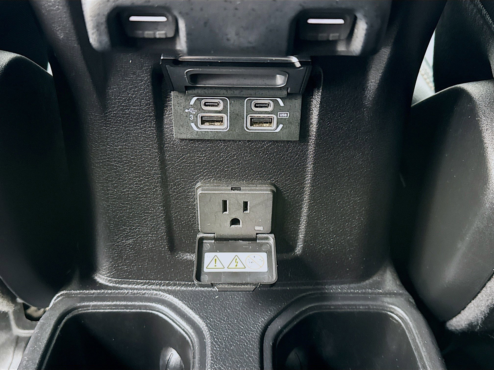 Used 2020 Jeep Gladiator Mojave AWD/4WD image 16