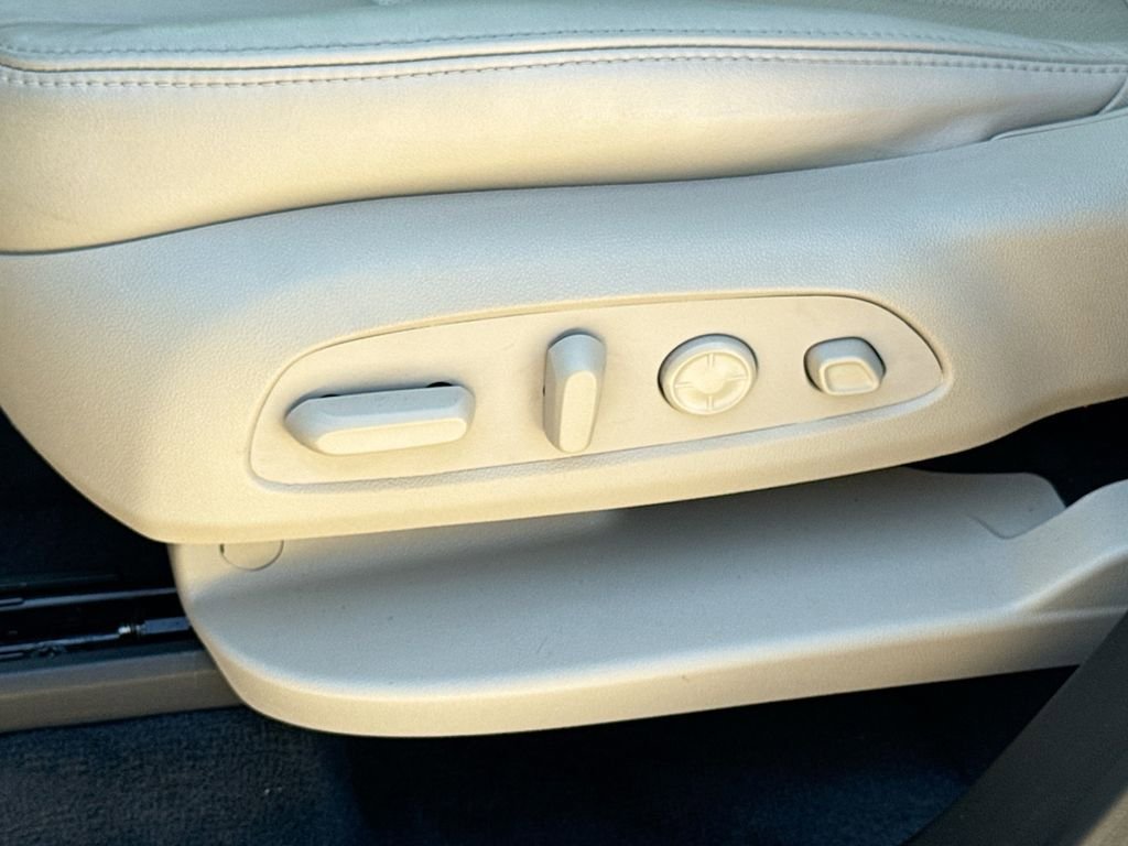 Used 2021 Buick Enclave Premium w/ Surround and Sites Package FWD image 15
