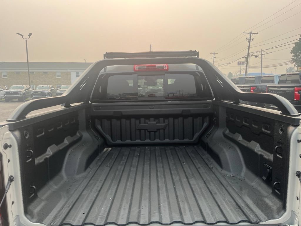New 2026 Chevrolet Colorado ZR2 w/ Midnight Edition AWD/4WD image 5