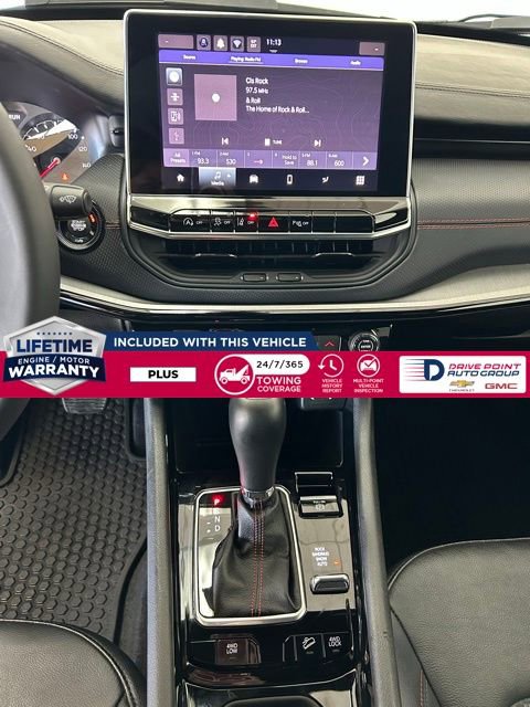 Used 2025 Jeep Compass Trailhawk image 24