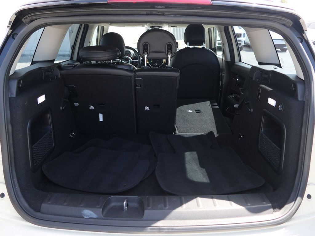 Used 2018 MINI Cooper Clubman FWD image 26