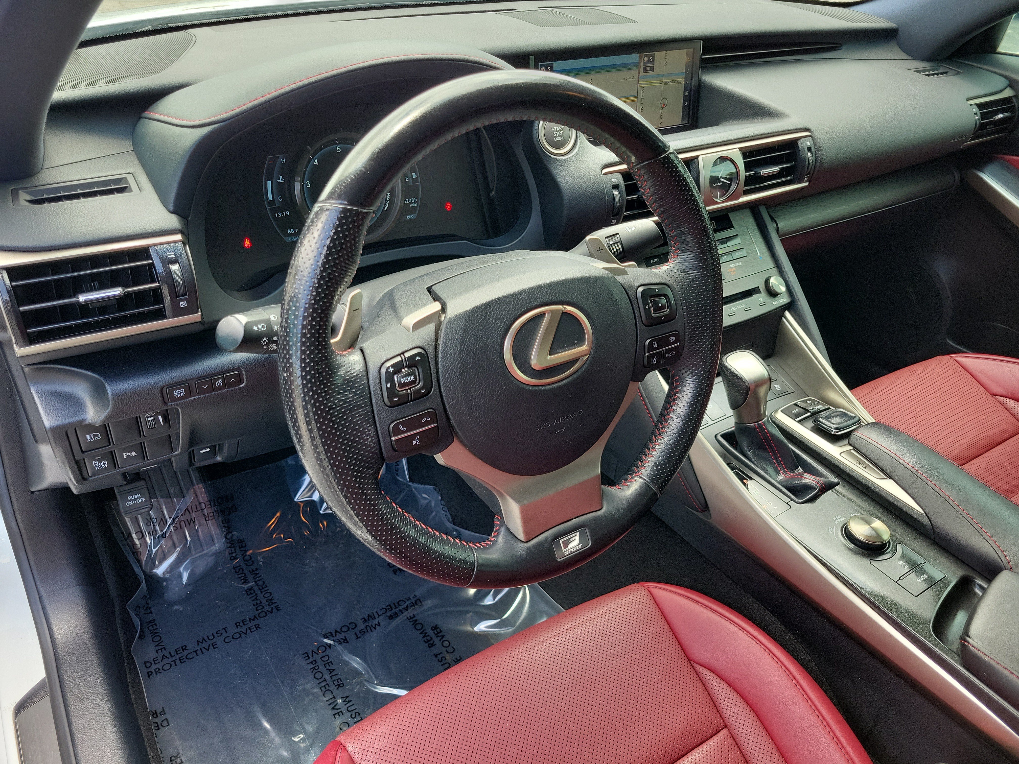 Used 2019 Lexus IS 300 RWD image 20
