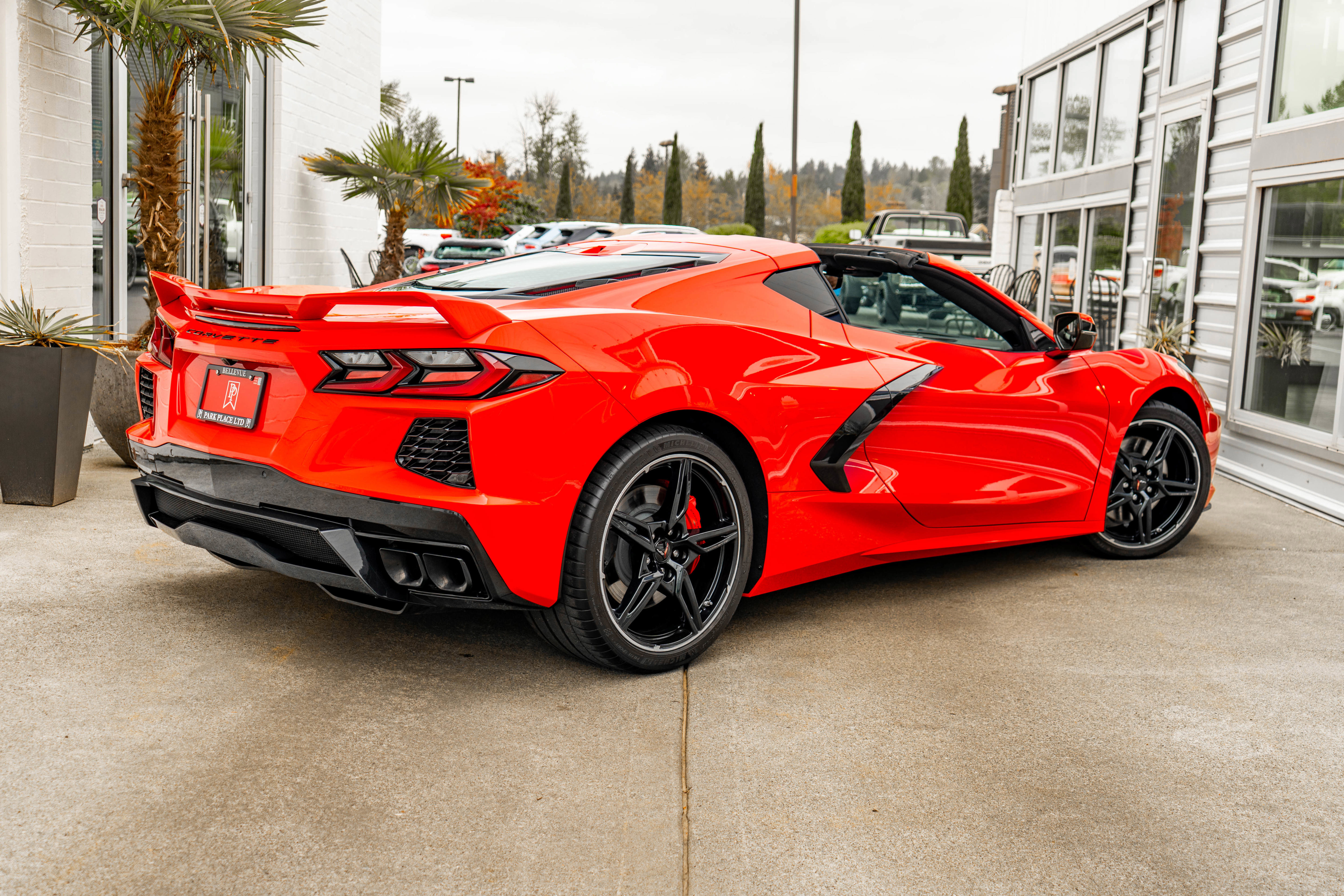 Used 2024 Chevrolet Corvette Stingray Premium Cpe w/ Z51 Performance Package RWD image 7
