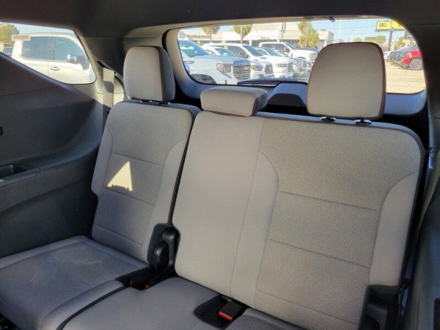 Certified 2025 Chevrolet Traverse LT image 29