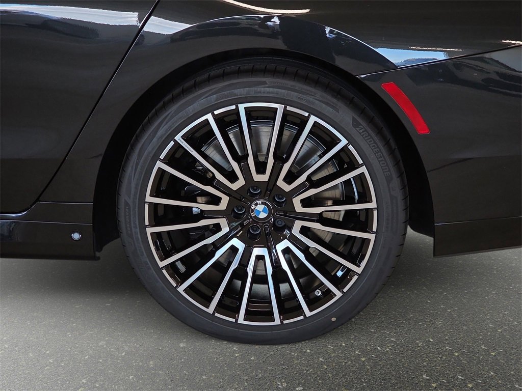 New 2026 BMW 760i xDrive image 19