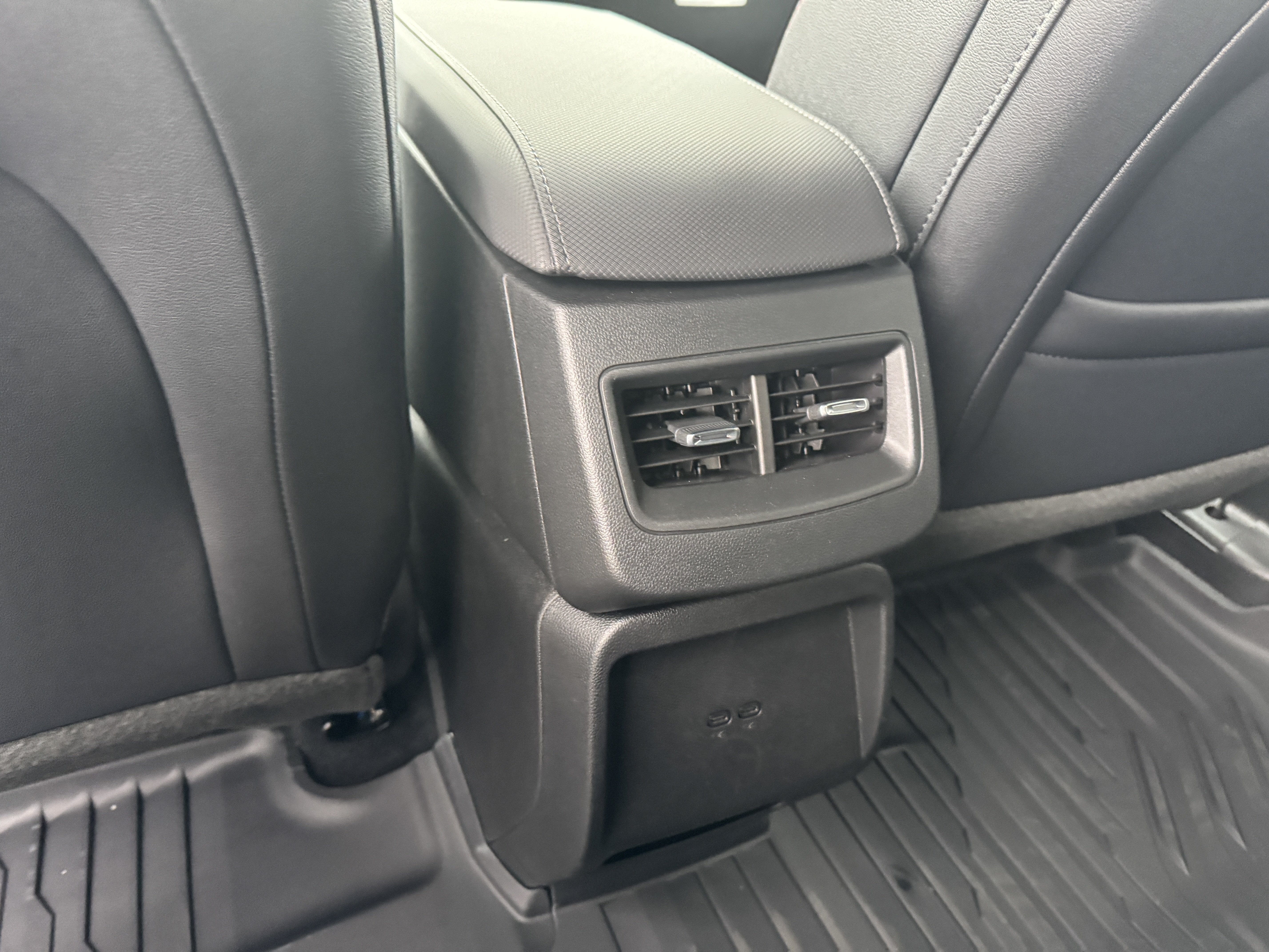 New 2026 Chevrolet Equinox EV RS FWD image 15