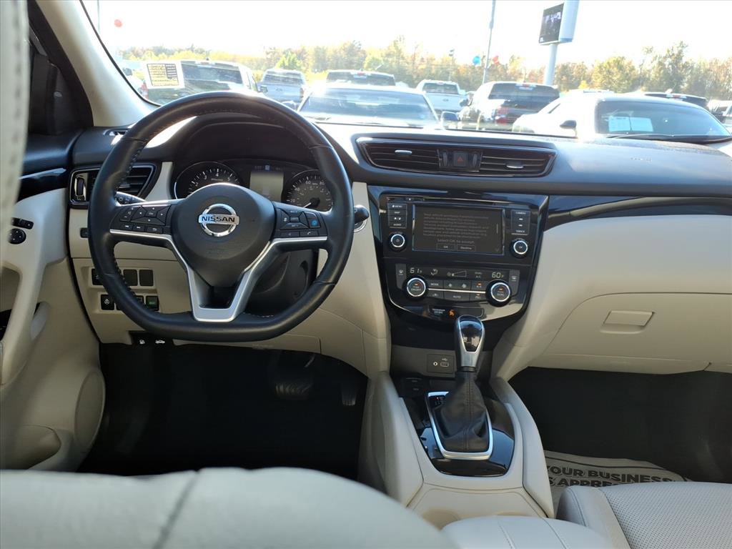 Used 2022 Nissan Rogue Sport SL image 10