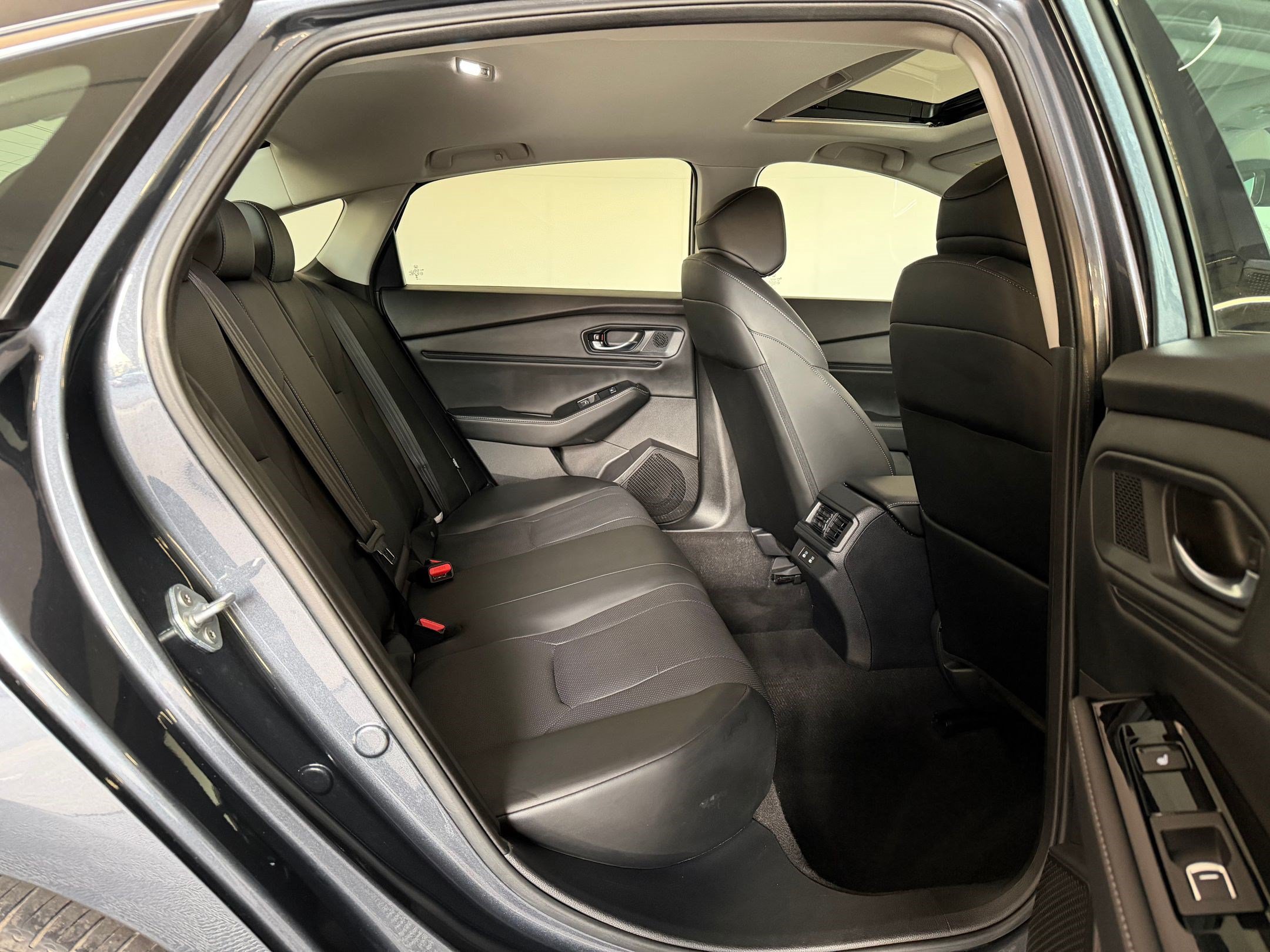 Used 2023 Honda Accord Touring image 33