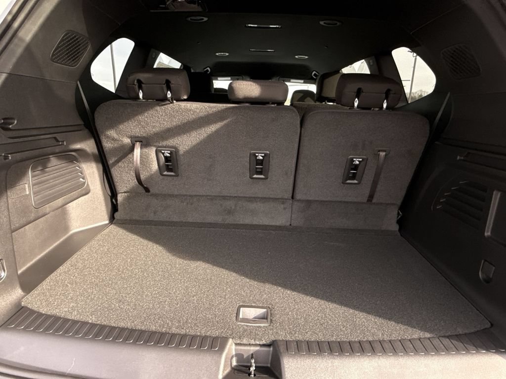 New 2026 GMC Acadia Elevation FWD image 26