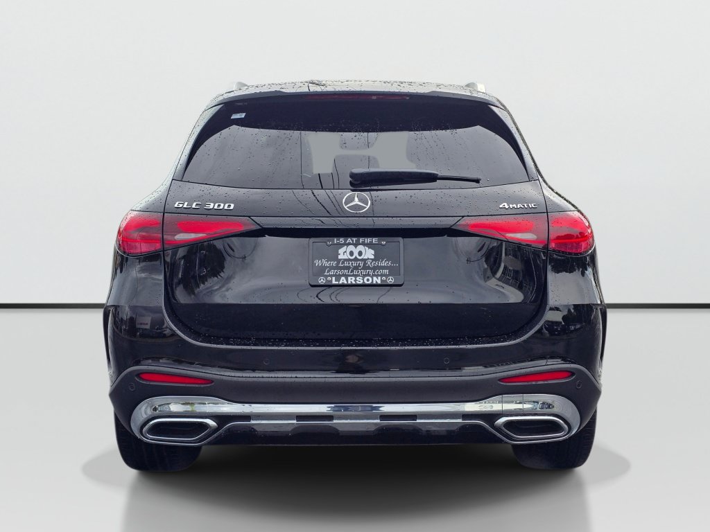 Used 2026 Mercedes-Benz GLC 300 4MATIC image 4