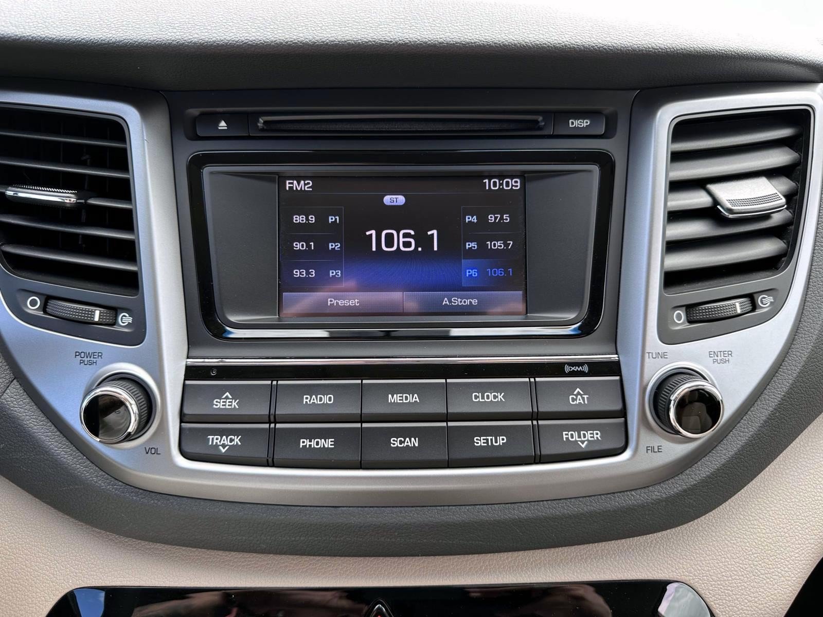Used 2017 Hyundai Tucson SE w/ SE Popular Package 02 AWD/4WD image 20