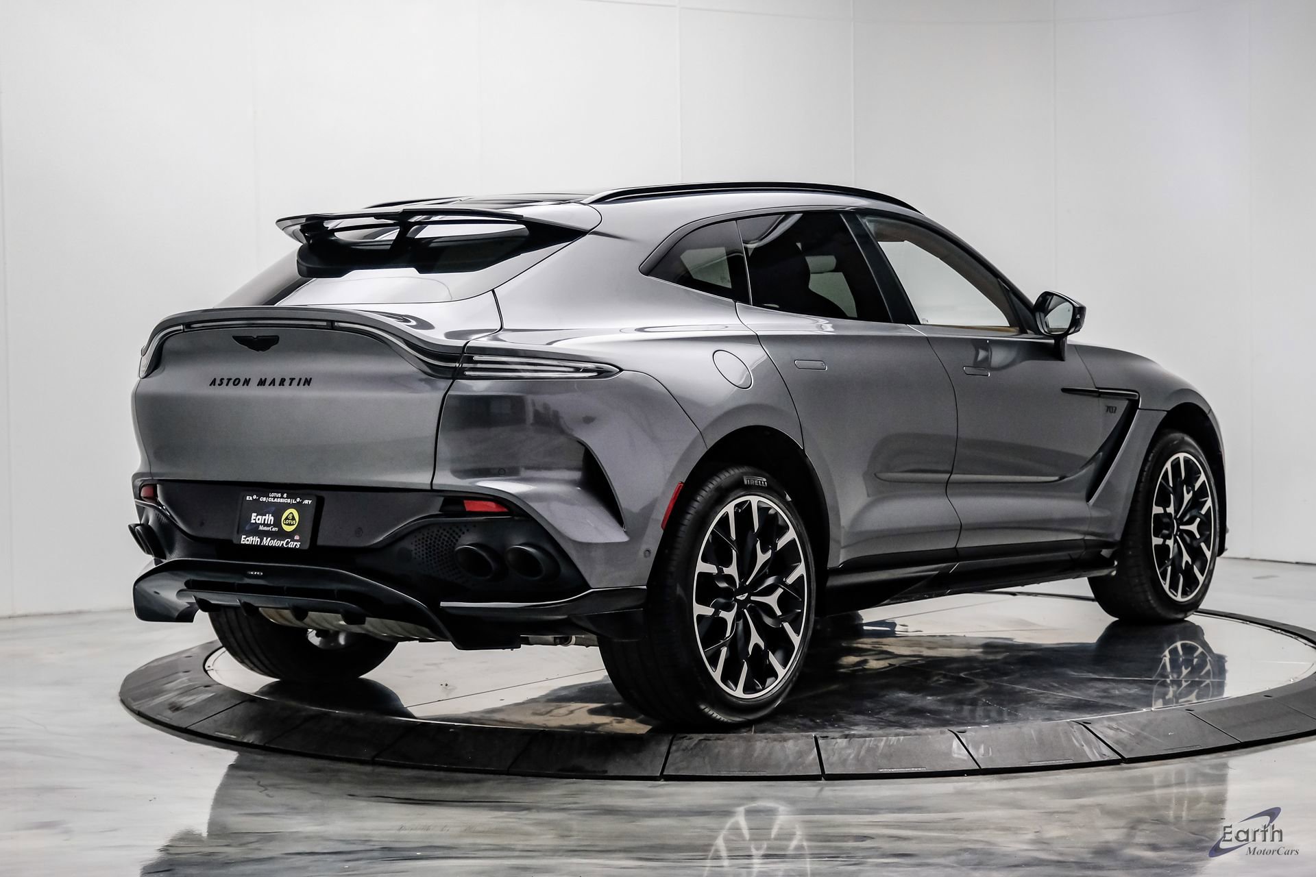 Used 2023 Aston Martin DBX 707 image 17